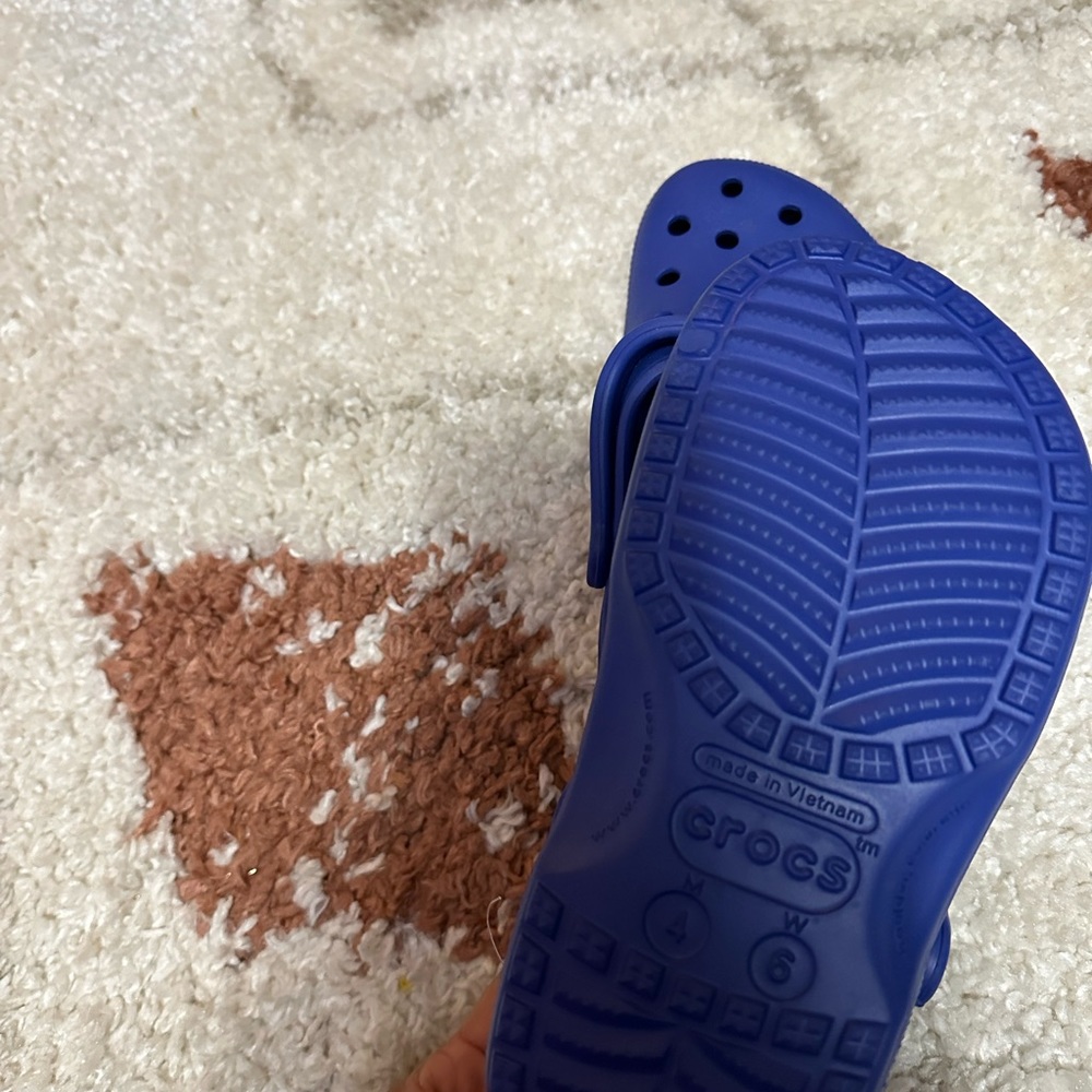 Crocs - Picture 3 of 4